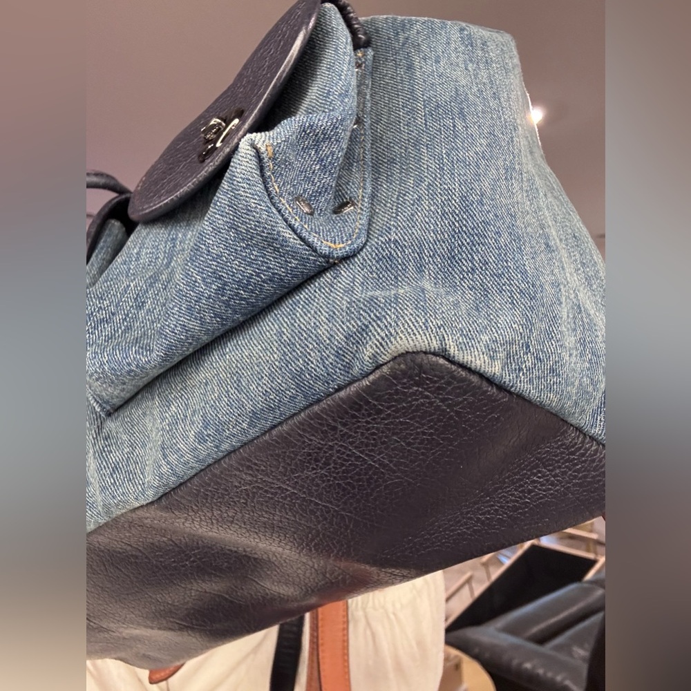 Coach Denim Turnlock backpack Gunmetal Rivets  Navy leather - Picture 15 of 17